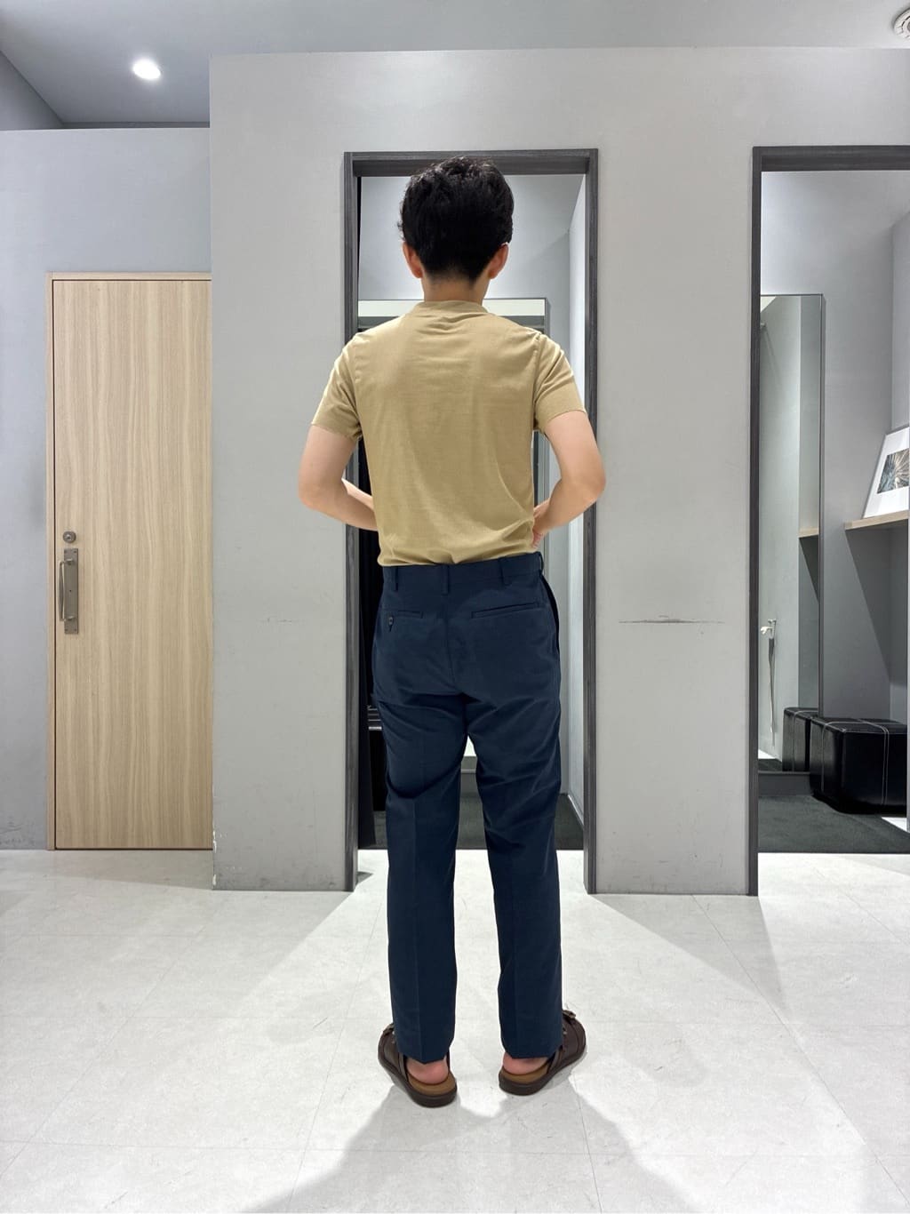 わいずみさんの「TAKEO KIKUCHI｜【抗菌防臭／5サイズ展開】ハイゲージポンチ Tシャツ」を使ったコーディネート