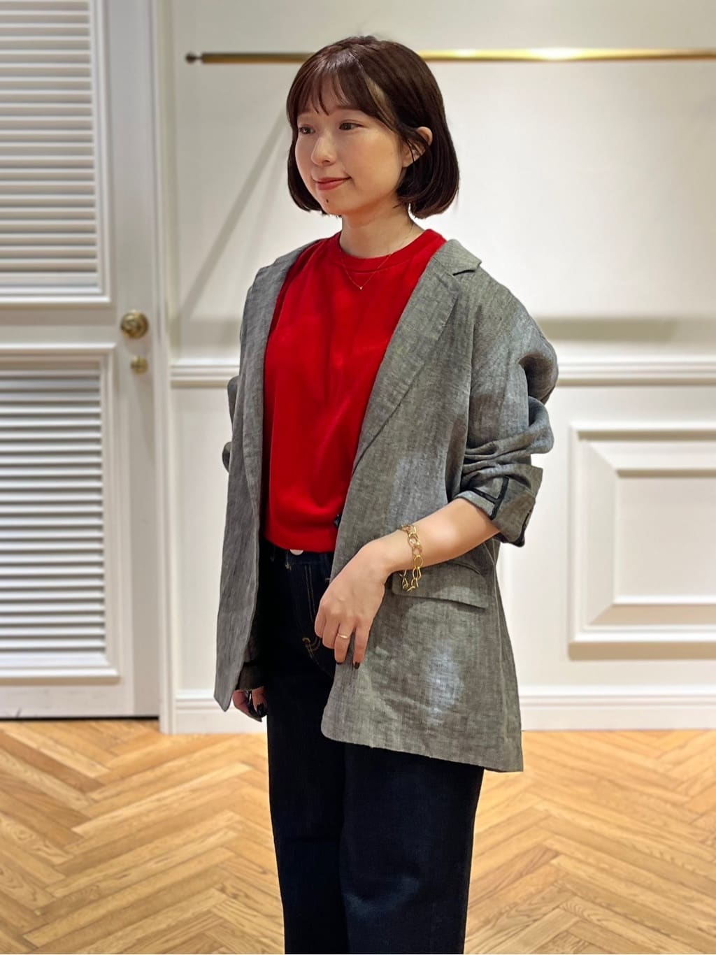 つじ まこさんの「DRESSTERIOR｜チェーンブレスレット」を使ったコーディネート