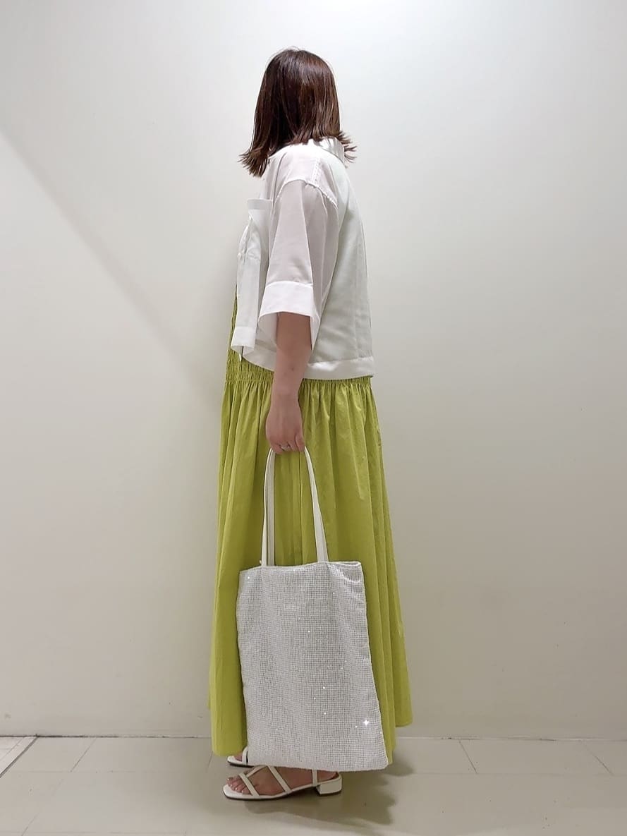 YUIさんの「UNTITLED｜◆【コットン100/夏ワンピ/ナロー】シャーリングワンピース」を使ったコーディネート