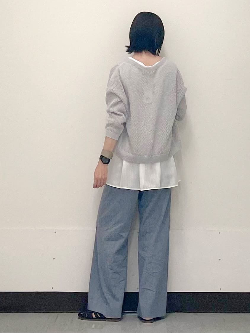 ikueさんの「INDIVI｜【洗える／レイヤードにも活躍】ペプラムインナートップス」を使ったコーディネート