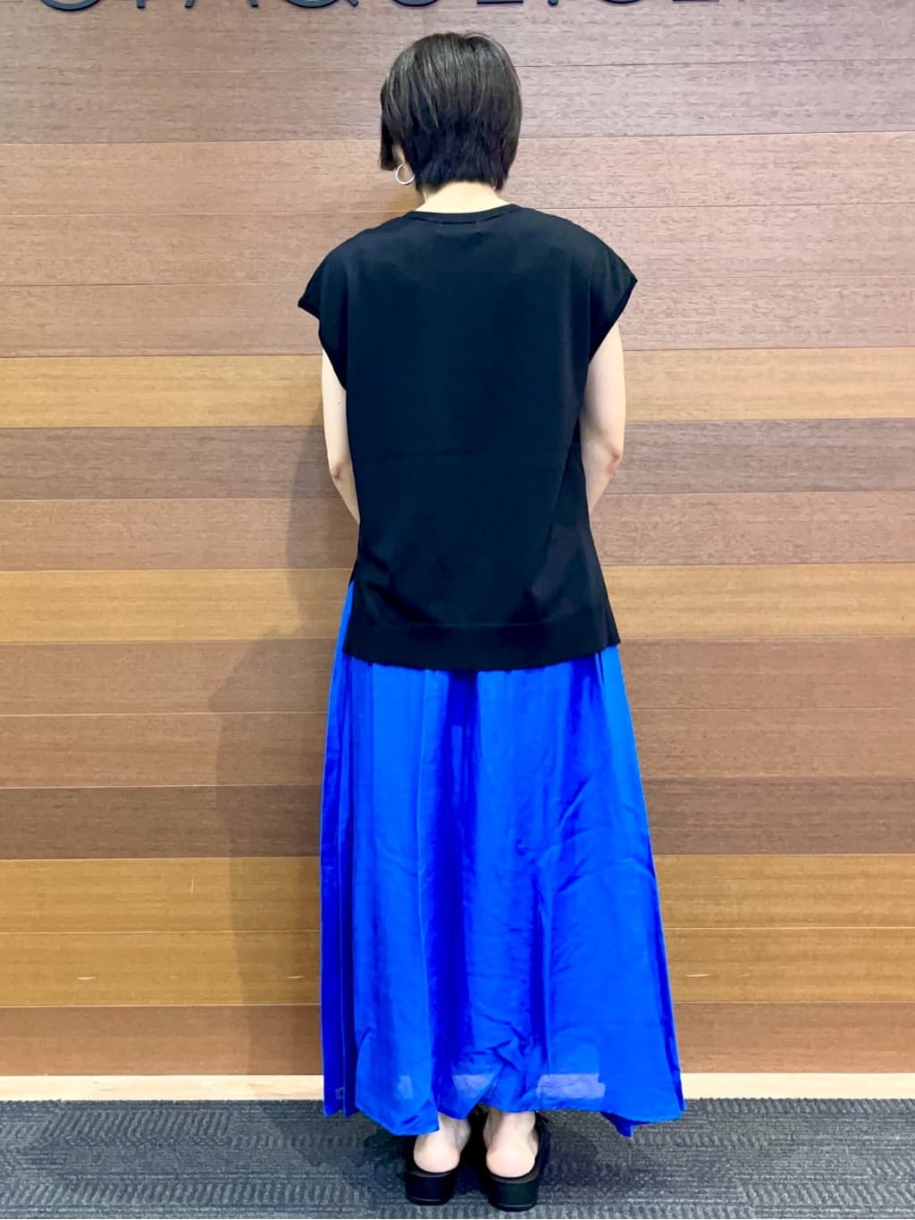 umiさんの「OPAQUE.CLIP｜ロゴフレンチスリーブニット【洗濯機洗い可／UV／接触冷感／抗ピル】」を使ったコーディネート
