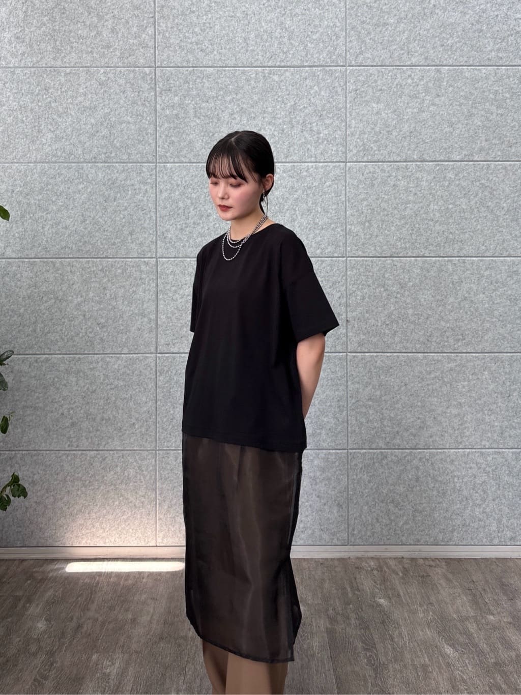 akiさんの「INDIVI｜シアードッキングTシャツ」を使ったコーディネート