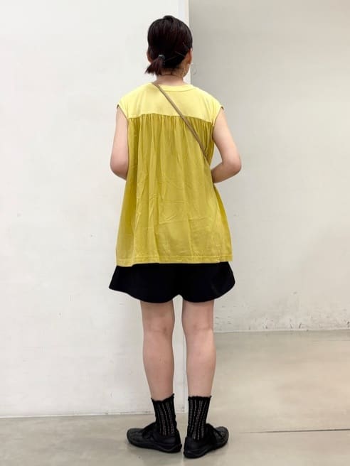 fujiさんの「THE SHOP TK｜異素材切替フォトプリントTシャツ【洗える】」を使ったコーディネート