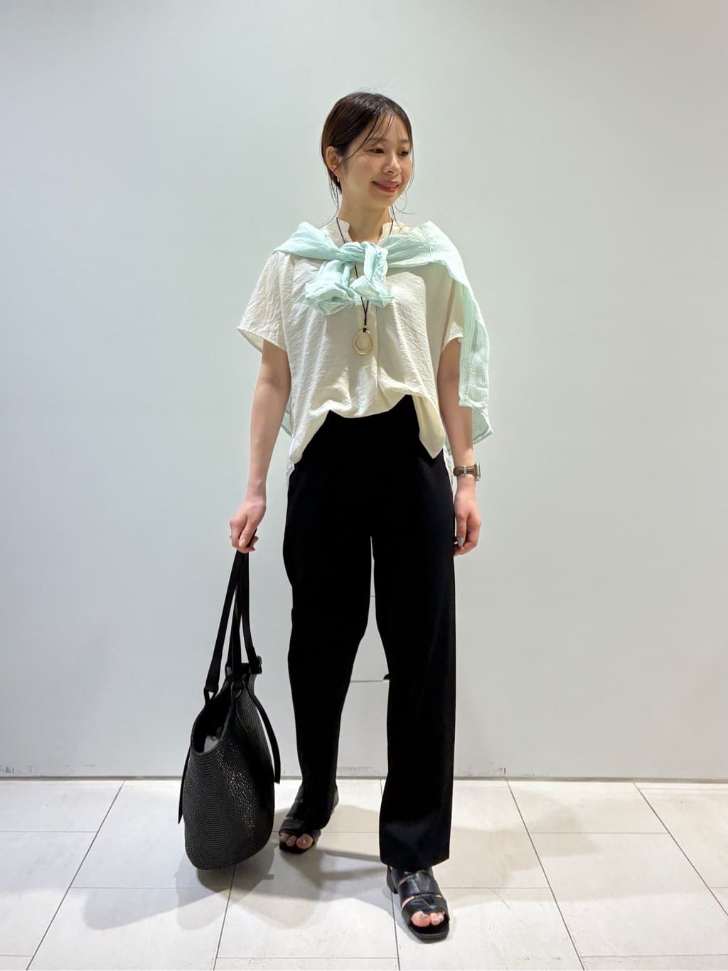KAOさんの「INDIVI｜」を使ったコーディネート