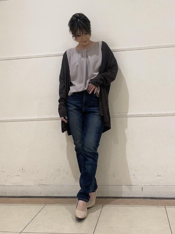 watanabeさんの「UNTITLED｜◆【セットアップ可/接触冷感/イージーケア】リラクミスト　2WAYブラウス」を使ったコーディネート