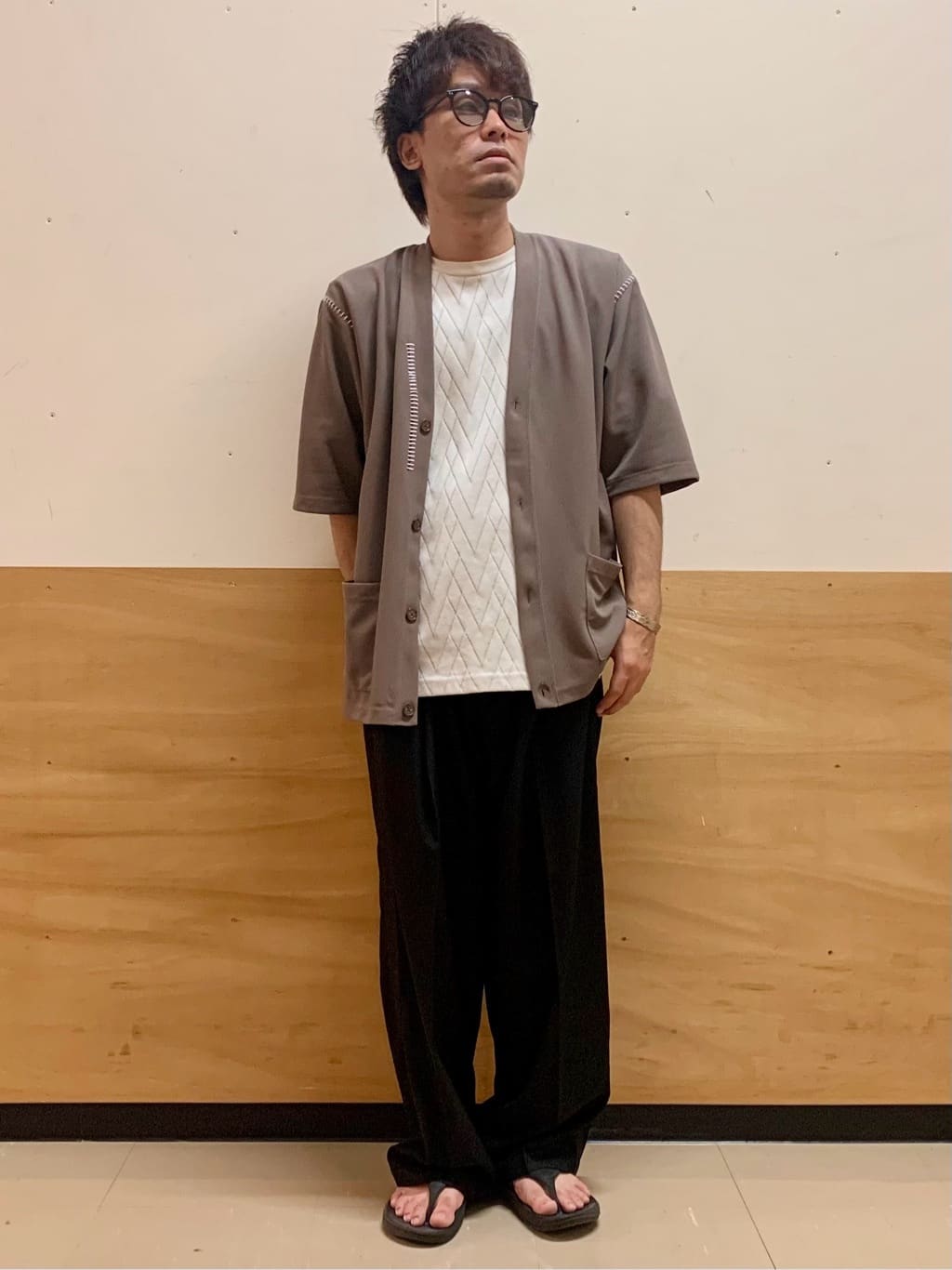 MATUさんの「THE SHOP TK｜ツイルステッチ半袖カーディガン【洗濯機OK/接触冷感】」を使ったコーディネート