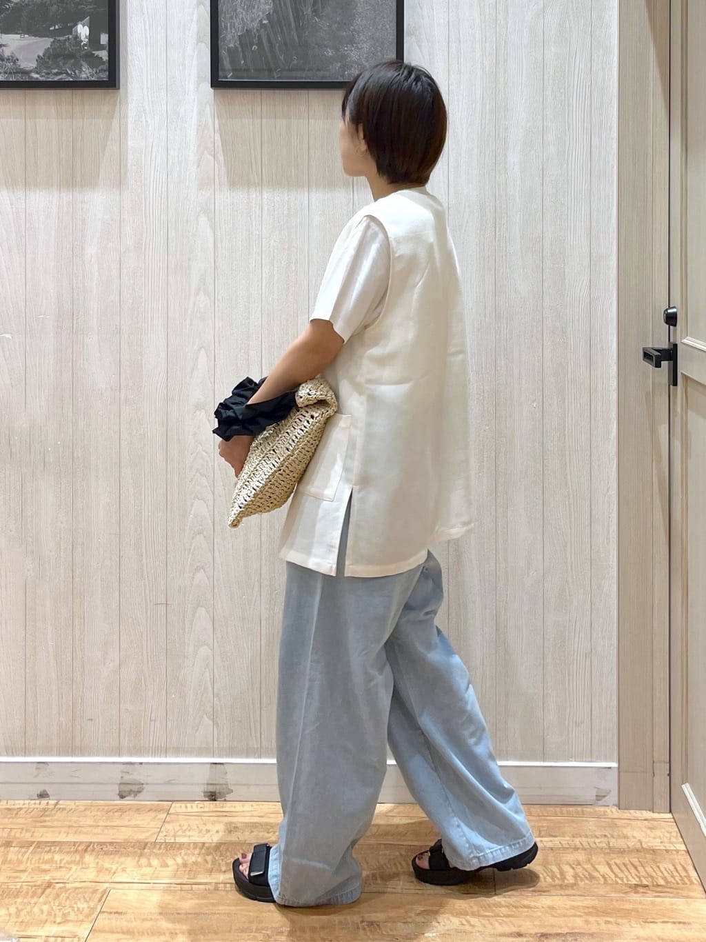shirayuuuさんの「SHOO･LA･RUE｜【S-LL】夏のレイヤードコーデに さらりと着られるメッシュジレ」を使ったコーディネート