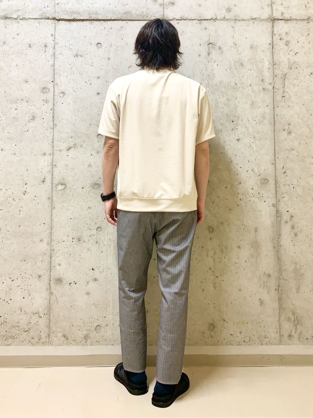 木村剛さんの「TAKEO KIKUCHI｜【Made in JAPAN】播州織 ヘリンボン ストレート パンツ」を使ったコーディネート