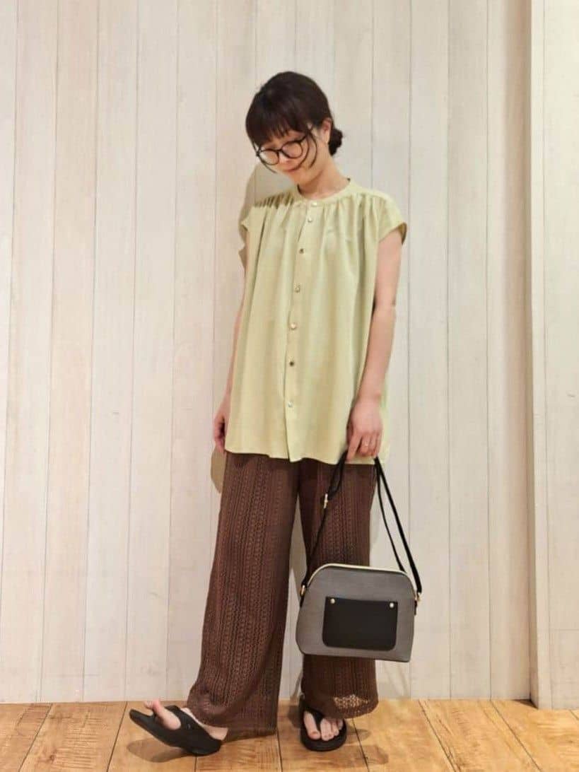 aochanさんの「SHOO･LA･RUE｜【S-LL】クロシェ風レースイージーワイドパンツ」を使ったコーディネート