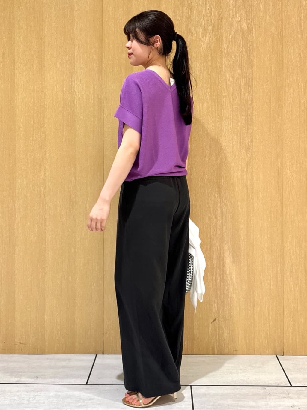 nanaさんの「UNTITLED｜マーブルドロップネックレス」を使ったコーディネート