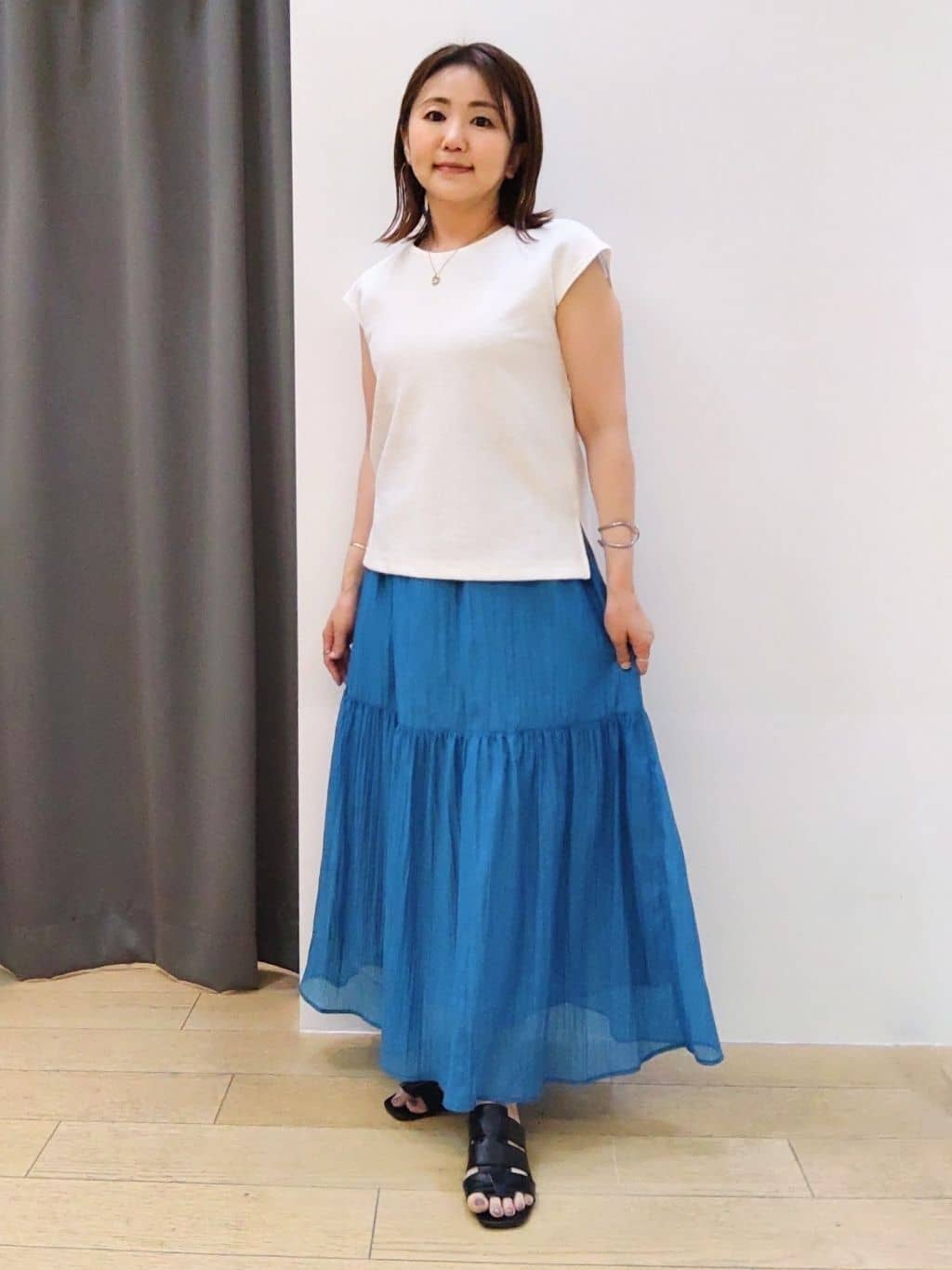 nacoさんの「INDIVI｜【2点セット／着回し◎】ノースリーブ＆ティアードスカート カセット服」を使ったコーディネート