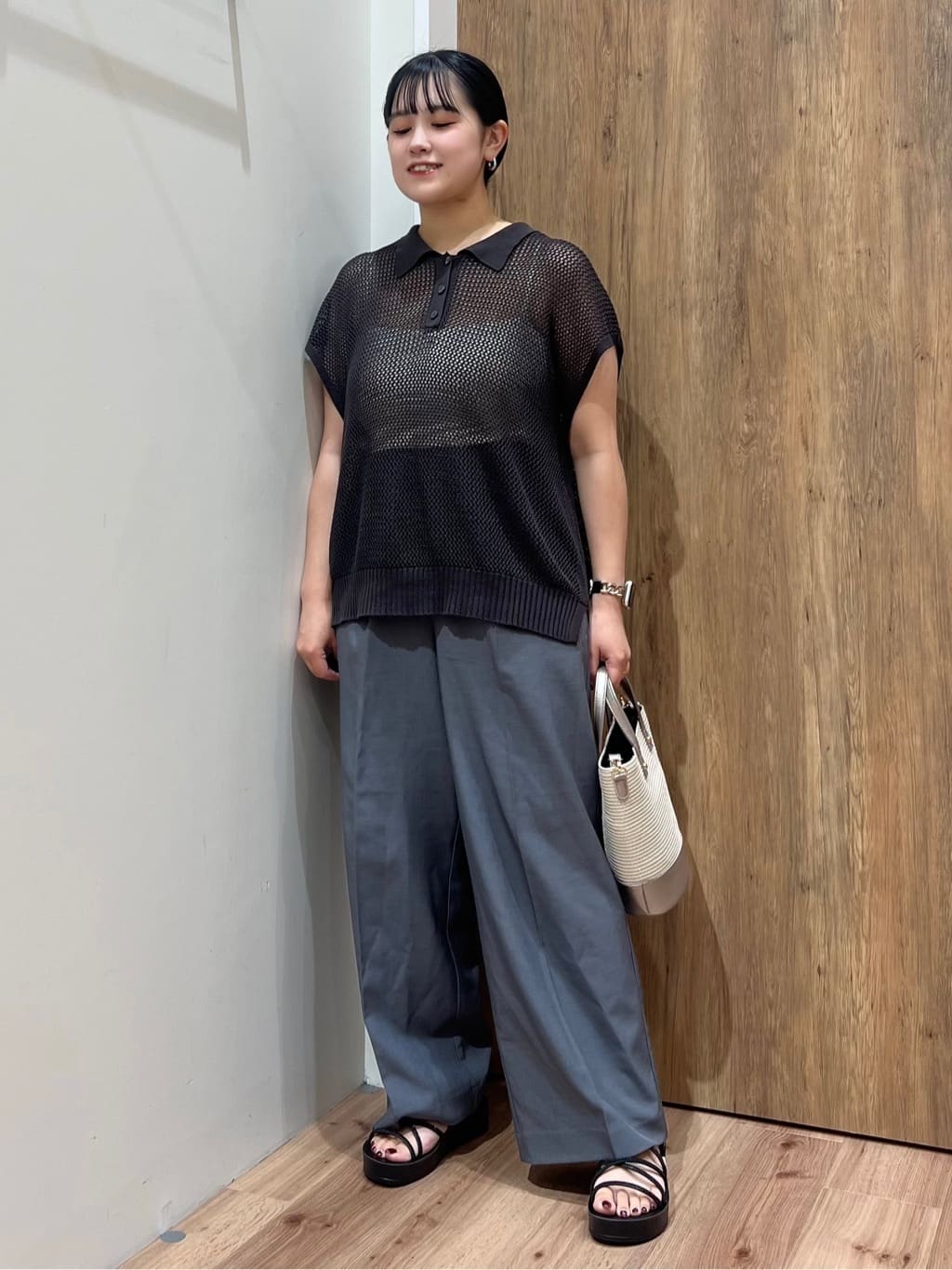 Reinaさんの「grove｜ブレード巾着2WAYトート」を使ったコーディネート