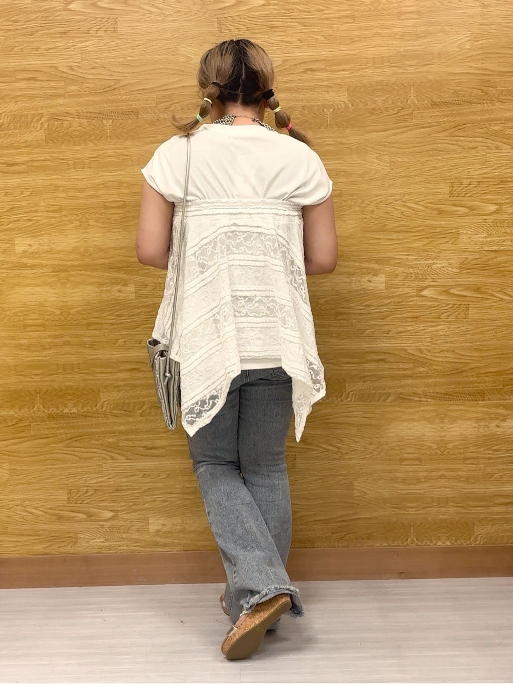 ぁむさんの「SHOO･LA･RUE｜【S-LL/汗ジミ軽減/ひんやり/UV】インせず着られる フレンチスリーブTシャツ」を使ったコーディネート