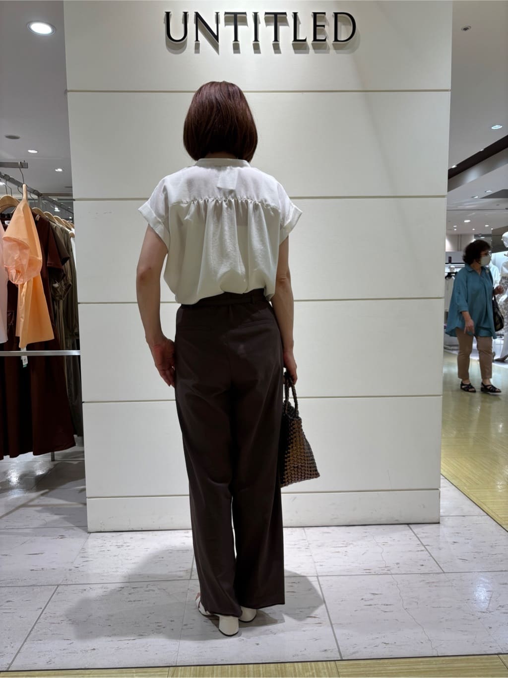 Satoさんの「UNTITLED｜◆【セットアップ可能／オンオフ】ラミー混 タックワイドパンツ」を使ったコーディネート