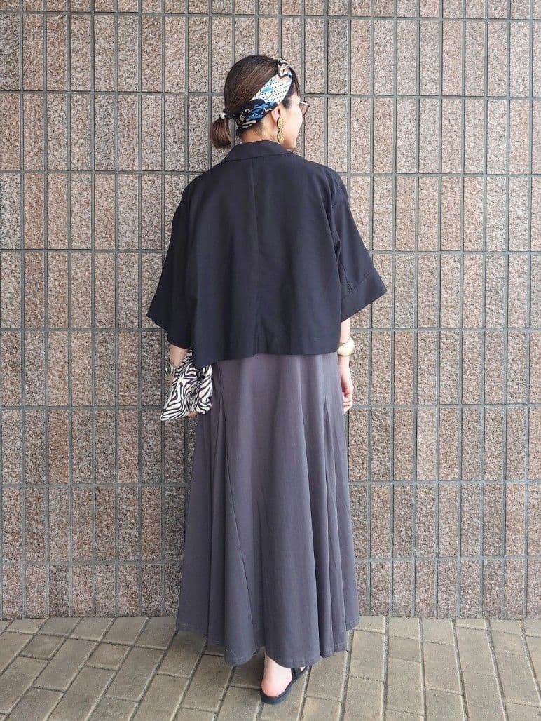 MUTSUKOさんの「UNTITLED｜【Audrey and John Wad】ダブルシルケット天竺ワンピース」を使ったコーディネート