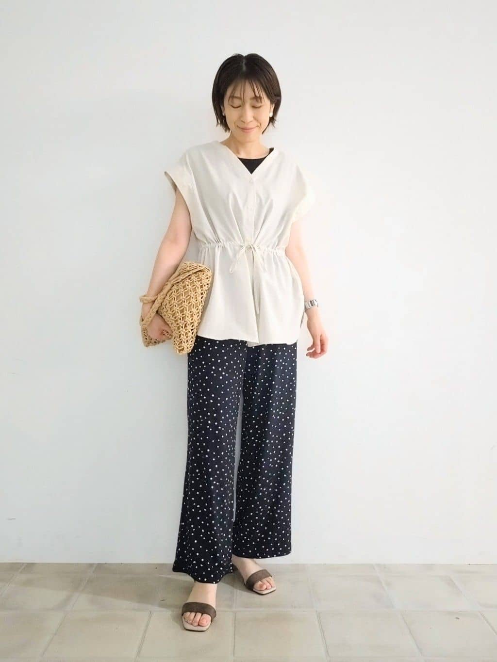 miomioさんの「SHOO･LA･RUE｜【S-LL】シルエットが変えられる ウエストリボンブラウス」を使ったコーディネート