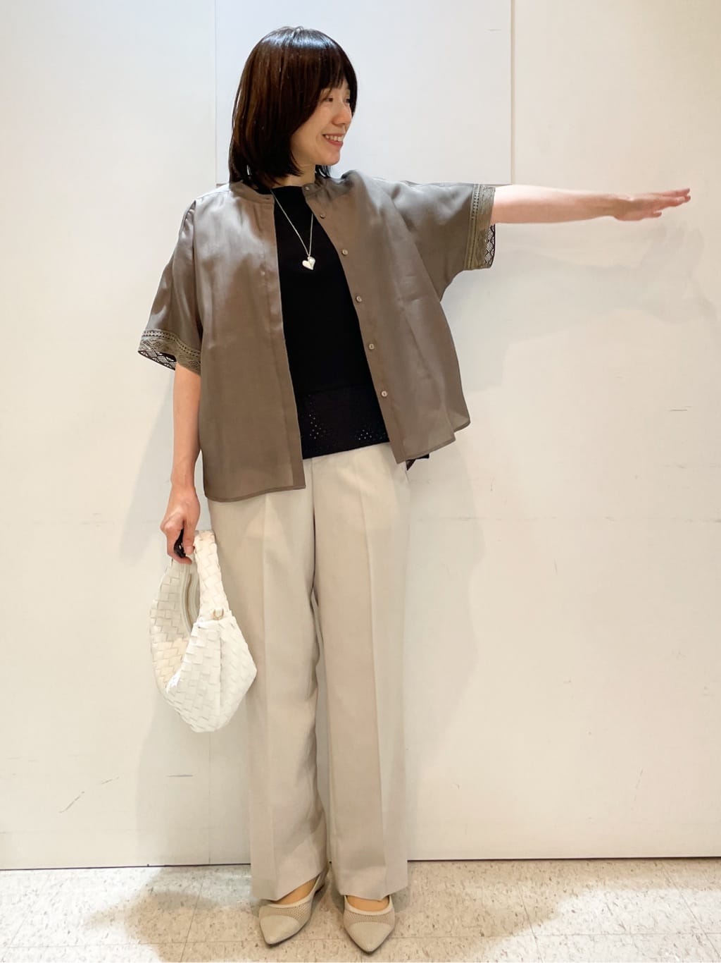 めいさんの「Reflect｜【マシンウォッシュ可】リネンライクフレアパンツ」を使ったコーディネート