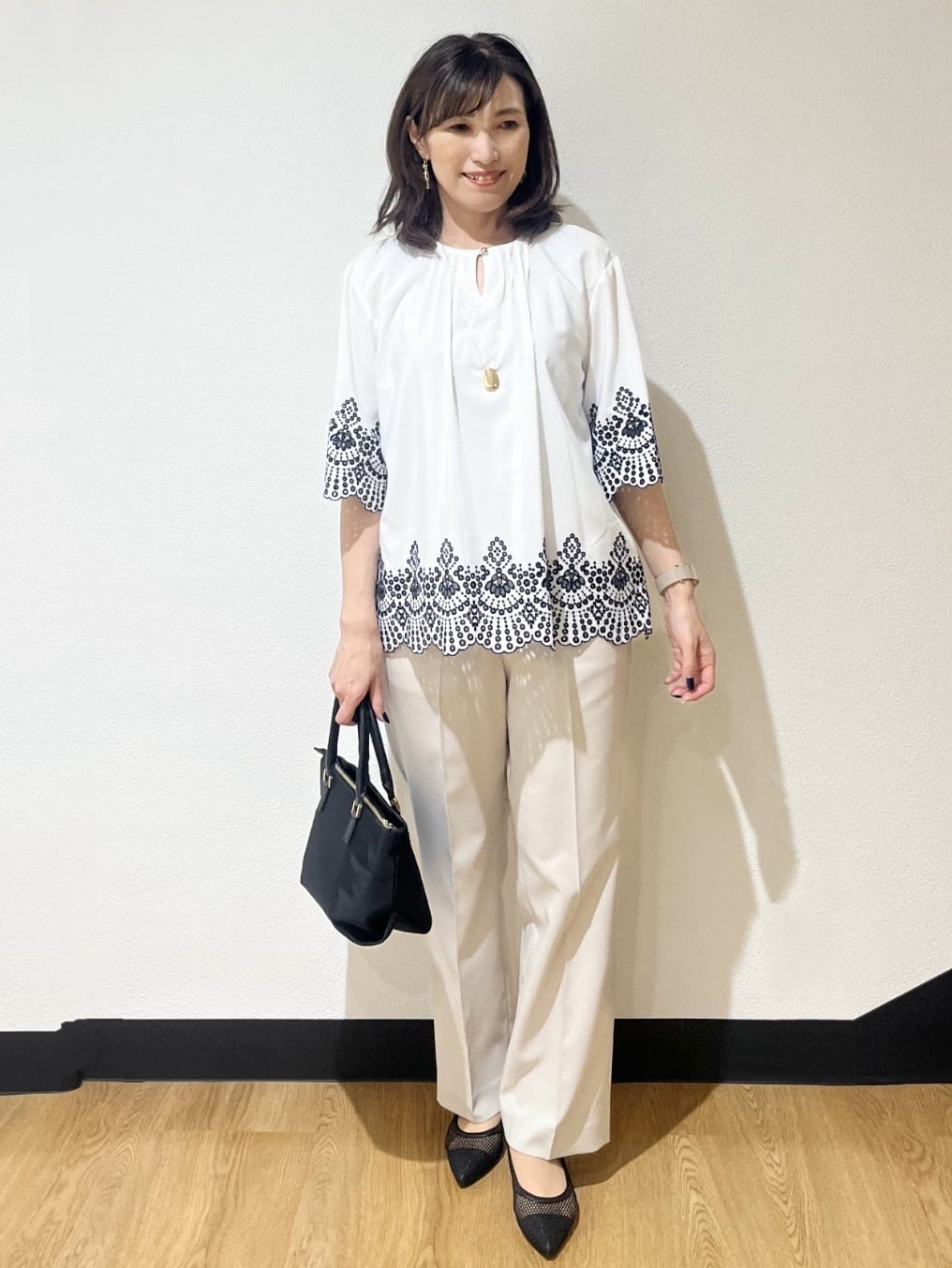 ayaさんの「Reflect｜【マシンウォッシュ可】リネンライクフレアパンツ」を使ったコーディネート