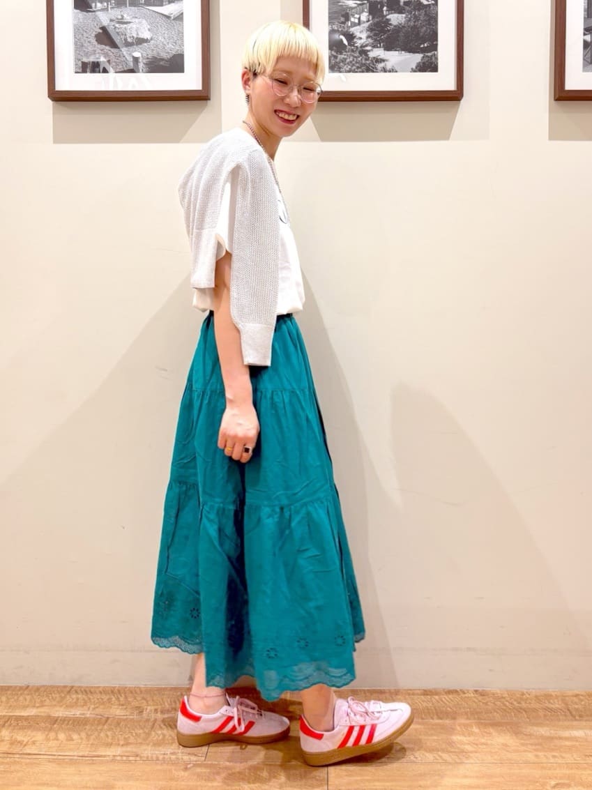 Ayumiさんの「SHOO･LA･RUE｜【S-LL/ひんやり/UV】選べる6柄でそれぞれ欲しくなる プリントTシャツ」を使ったコーディネート