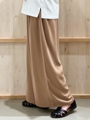 nakoさんの「THE SHOP TK｜フォトアソートTシャツ【接触冷感/UV/毛玉になりにくい/洗濯機OK】」を使ったコーディネート