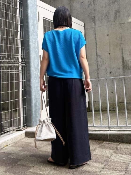 chさんの「THE SHOP TK｜【6色展開】さらさらフレンチニット【毛玉になりにくい/洗濯機OK】」を使ったコーディネート
