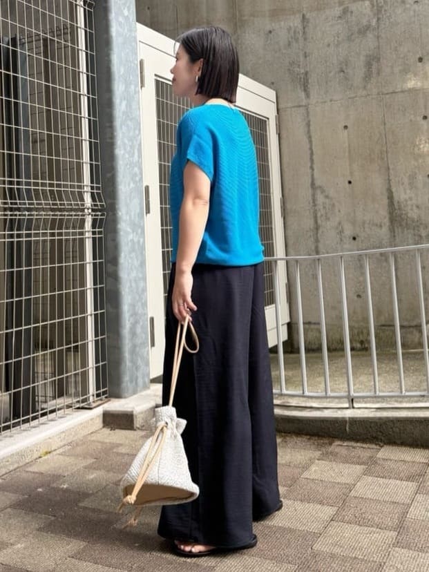 chさんの「THE SHOP TK｜【6色展開】さらさらフレンチニット【毛玉になりにくい/洗濯機OK】」を使ったコーディネート