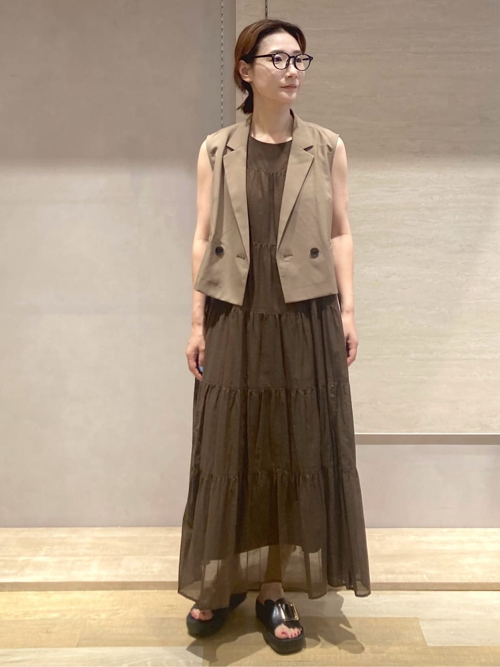 たけねぇさんの「OPAQUE.CLIP｜ショートテーラードジレ【接触冷感／洗濯機洗い可】」を使ったコーディネート