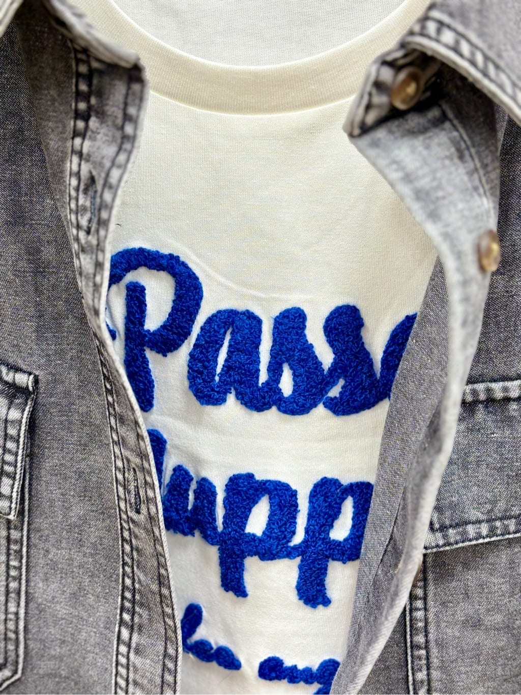 くりまろんさんの「SHOO･LA･RUE｜【ひんやり/S-LL】サガラ刺繍ロゴTシャツ」を使ったコーディネート