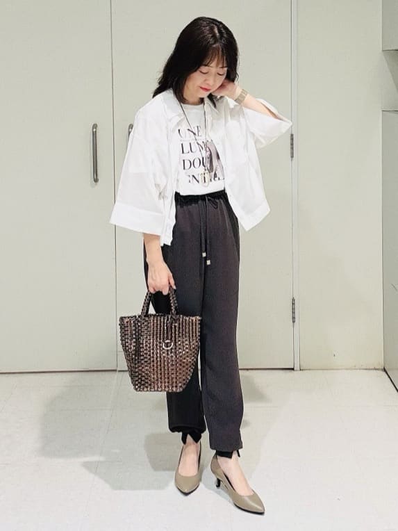 makiさんの「UNTITLED｜【ロゴT/プリントT】グラフィックTシャツ」を使ったコーディネート