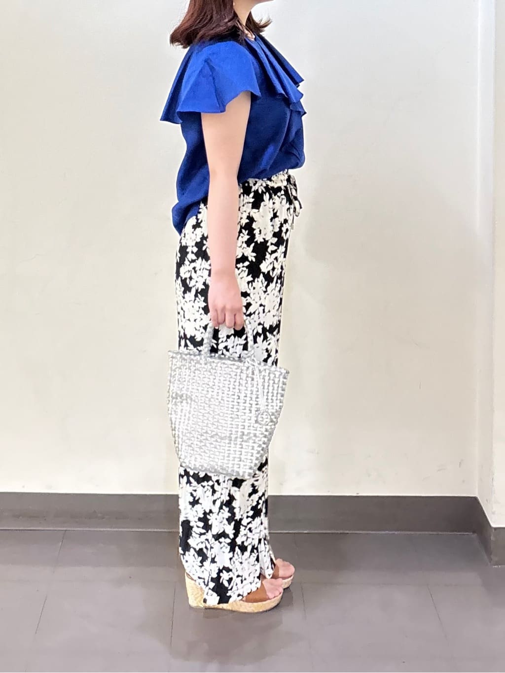 いくみさんの「UNTITLED｜【きれいめ/洗える/フリル】ラッフルシアーブラウス」を使ったコーディネート