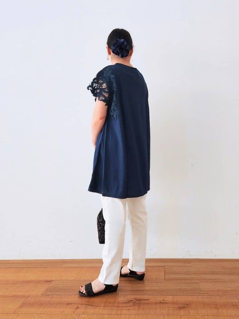 くまさんの「SHOO･LA･RUE｜【S-LL】上品華やか お袖レースチュニックトップス」を使ったコーディネート
