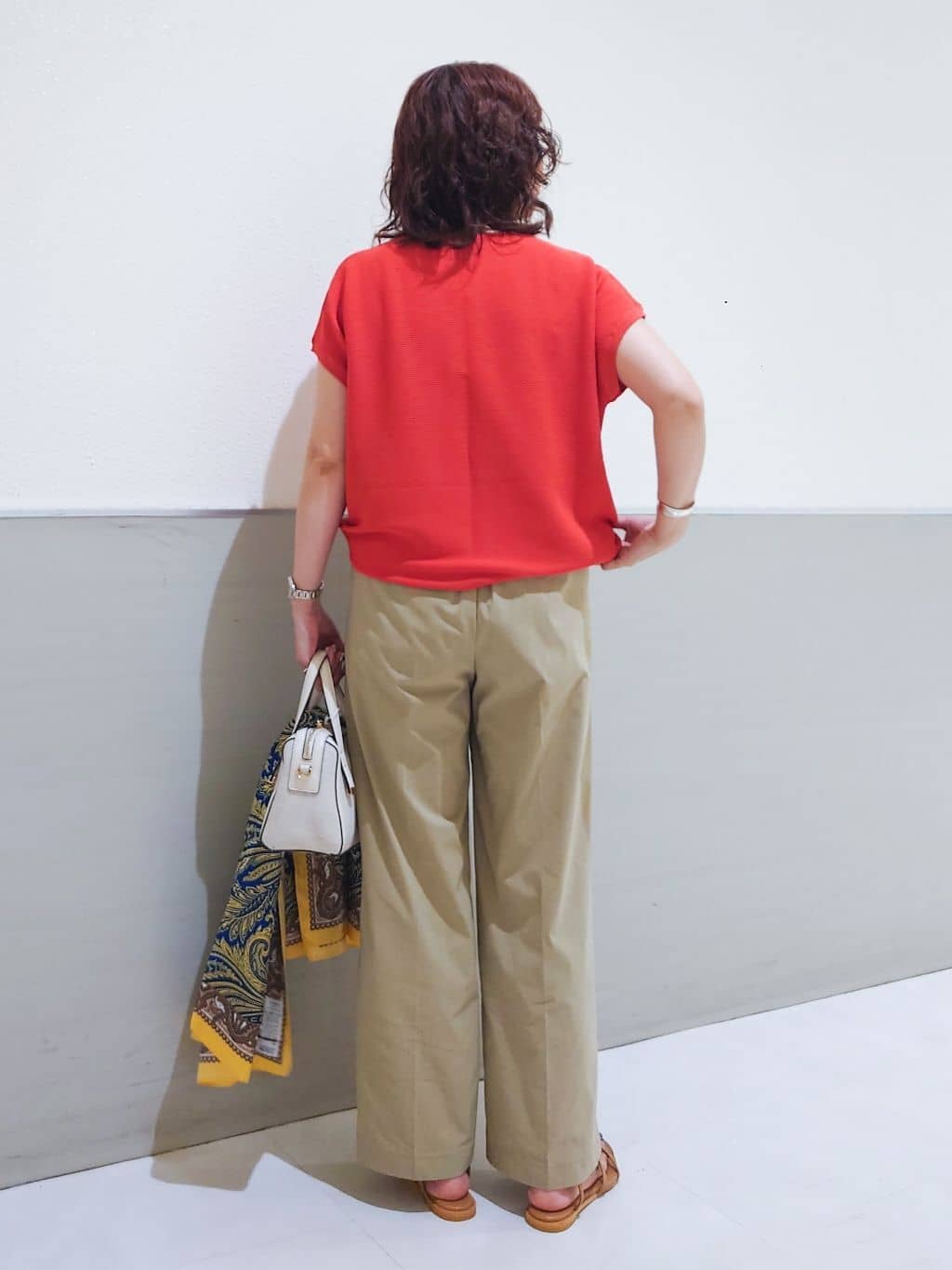 maruさんの「THE SHOP TK｜【6色展開】さらさらフレンチニット【毛玉になりにくい/洗濯機OK】」を使ったコーディネート