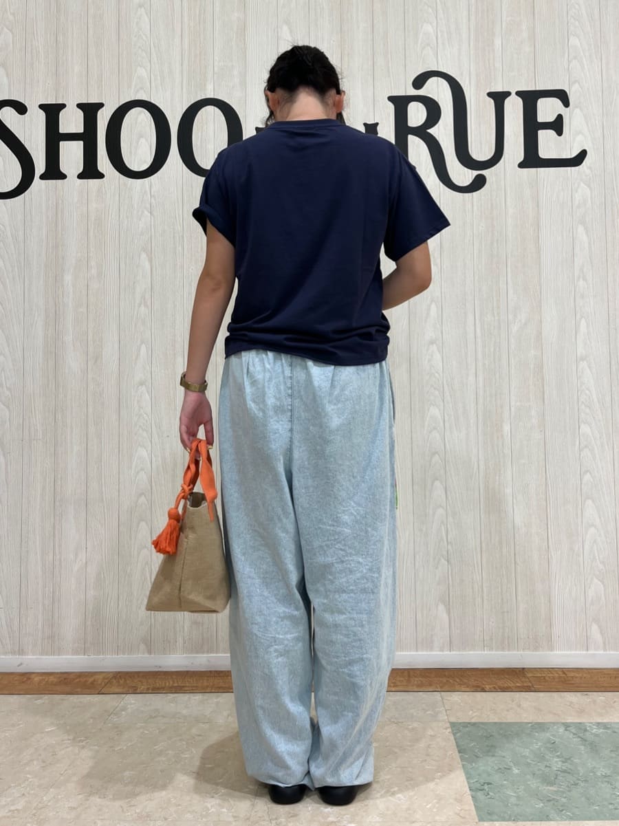 ねぎまさんの「SHOO･LA･RUE｜【S-LL/ひんやり/UV】選べる6柄でそれぞれ欲しくなる プリントTシャツ」を使ったコーディネート