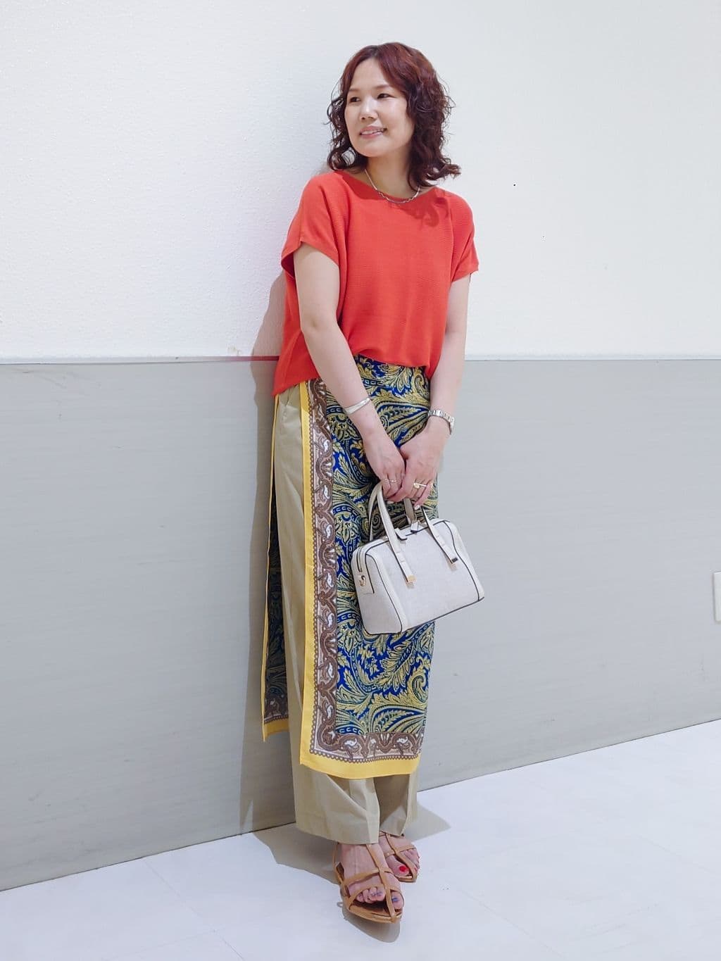 maruさんの「THE SHOP TK｜【6色展開】さらさらフレンチニット【毛玉になりにくい/洗濯機OK】」を使ったコーディネート