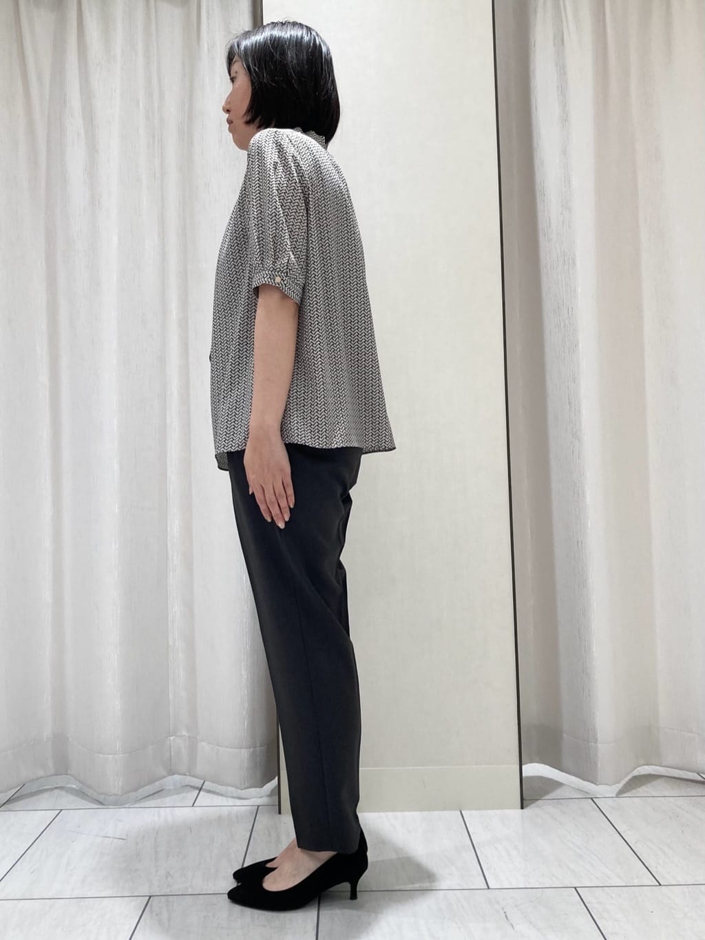 わたなべさんの「UNTITLED｜【通勤/オフィス】ジオメ柄ボウタイブラウス」を使ったコーディネート