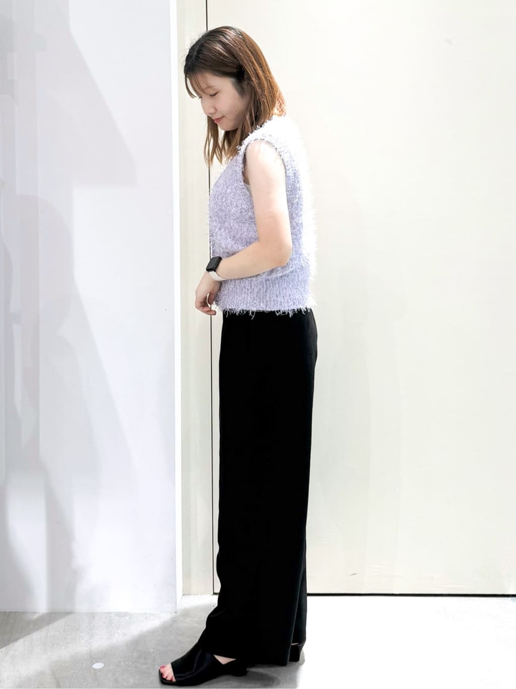 sayaさんの「OPAQUE.CLIP｜《Can Cam掲載》フリンジシャギーコンパクトベスト【洗濯機洗い可】」を使ったコーディネート