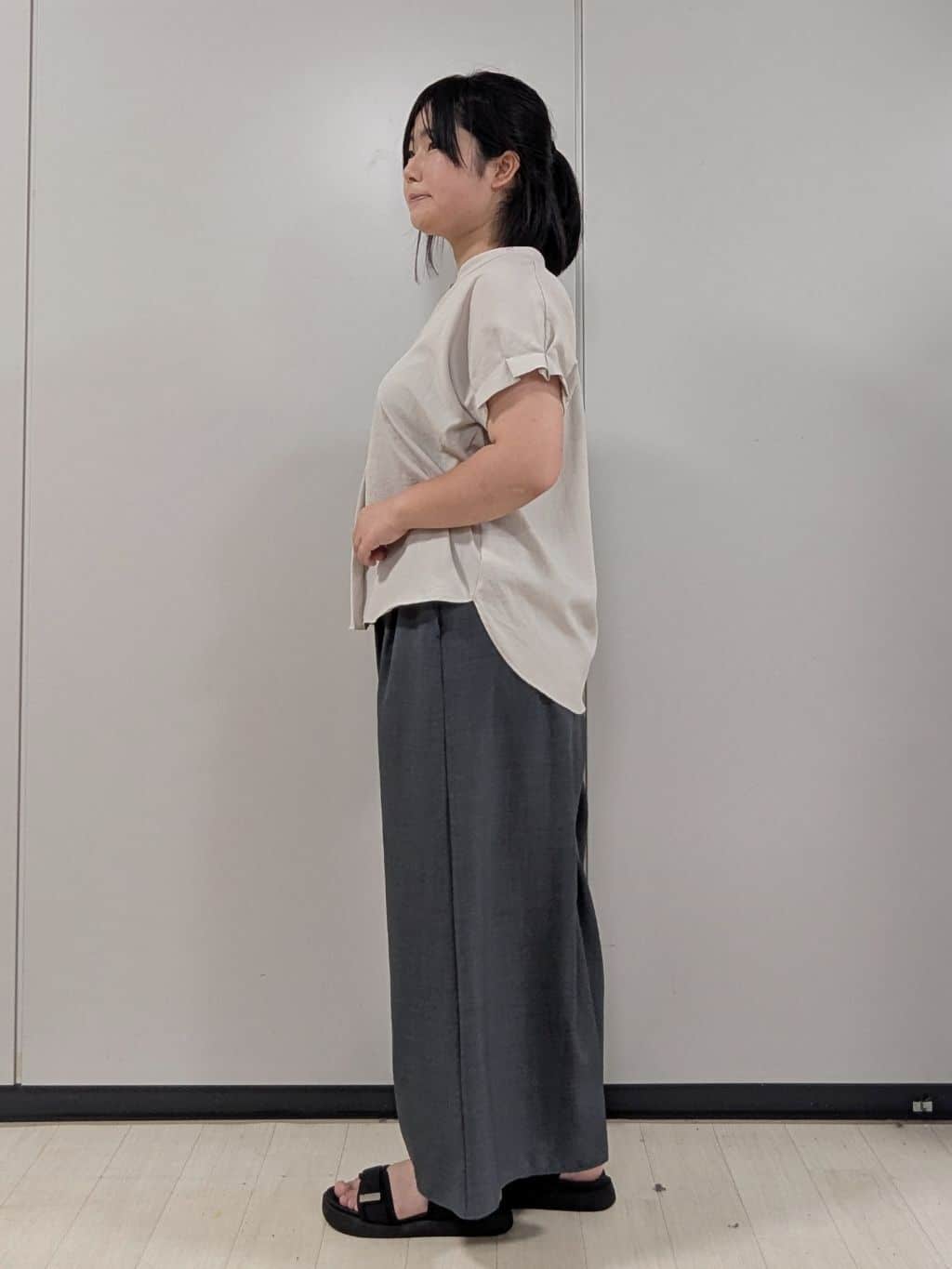Nonさんの「index｜《7色展開／XS-LLサイズ》タックスリーブスキッパーブラウス【洗濯機洗い可／吸水速乾／抗ピル／防シ」を使ったコーディネート