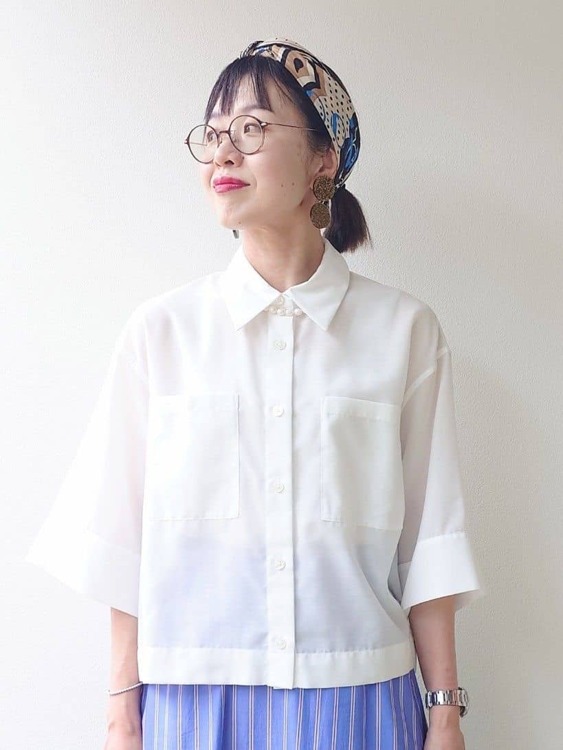 MUTSUKOさんの「UNTITLED｜【前開き/洗える】ショート丈シアーシャツ」を使ったコーディネート