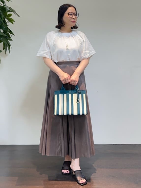 Asamiさんの「UNTITLED｜【手洗い可】マルチストライプニットバッグ」を使ったコーディネート