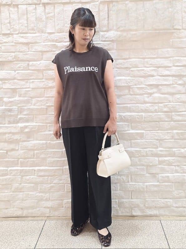 mamiさんの「index｜ロゴフレンチスリーブニット【洗濯機洗い可／UV／接触冷感／抗ピル】」を使ったコーディネート