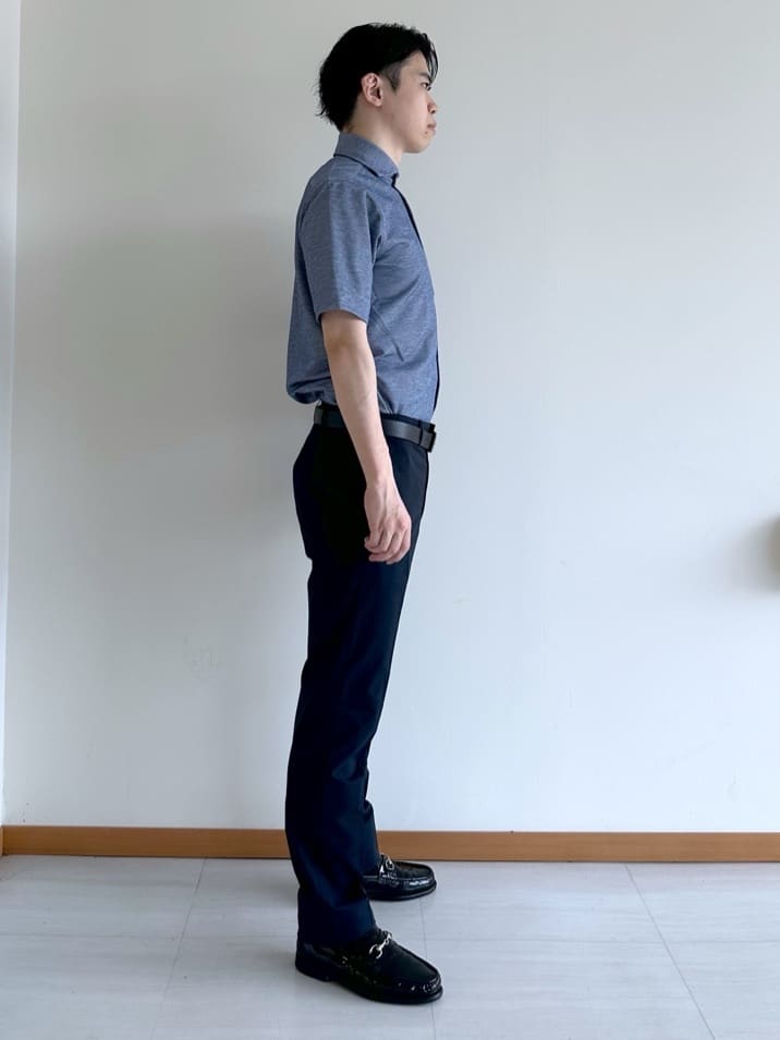 イッシーさんの「TAKEO KIKUCHI｜【抗菌防臭】COOL DOTS（R）ドビープリント パンツ」を使ったコーディネート