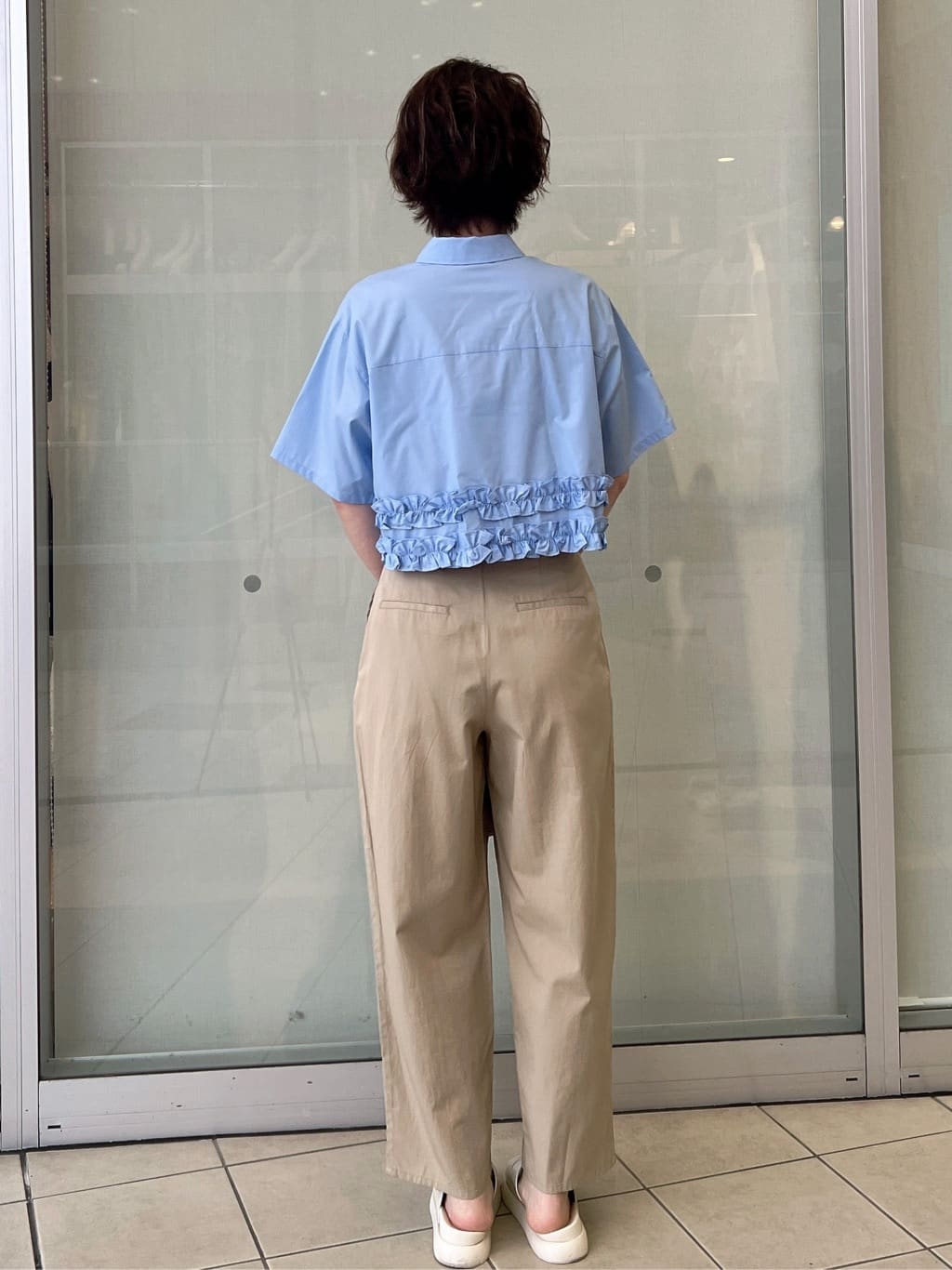 yo-koさんの「OPAQUE.CLIP｜裾フリルシャツ【洗濯機洗い可】」を使ったコーディネート