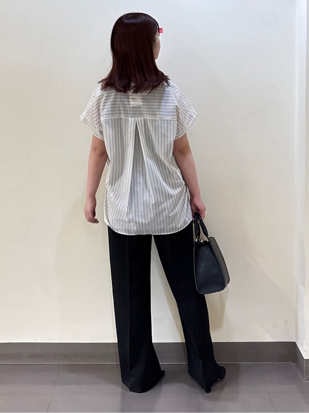 いくみさんの「UNTITLED｜【洗える/スキッパー】フレンチスリーブシアーブラウス」を使ったコーディネート