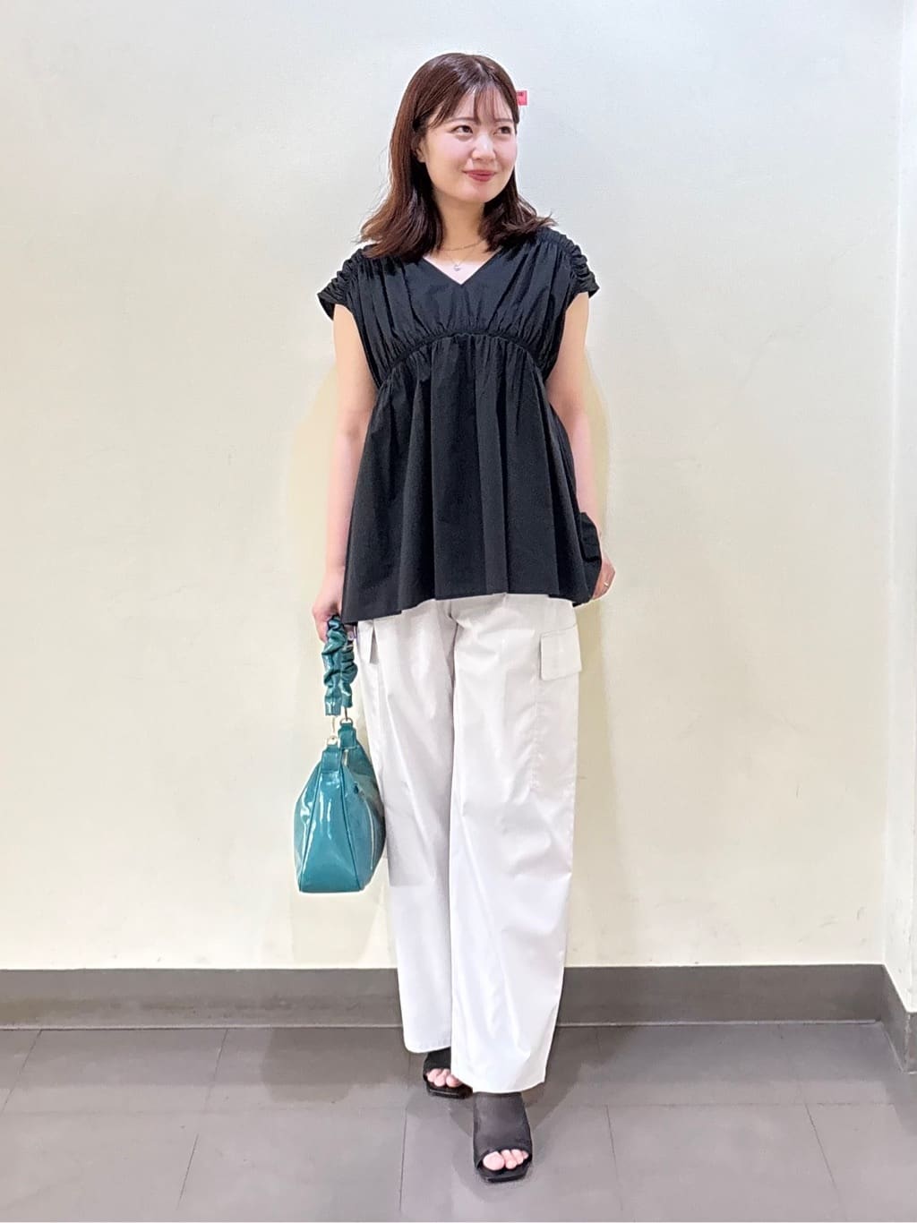 いくみさんの「UNTITLED｜【ステンレス】レイヤードチェーンネックレス」を使ったコーディネート