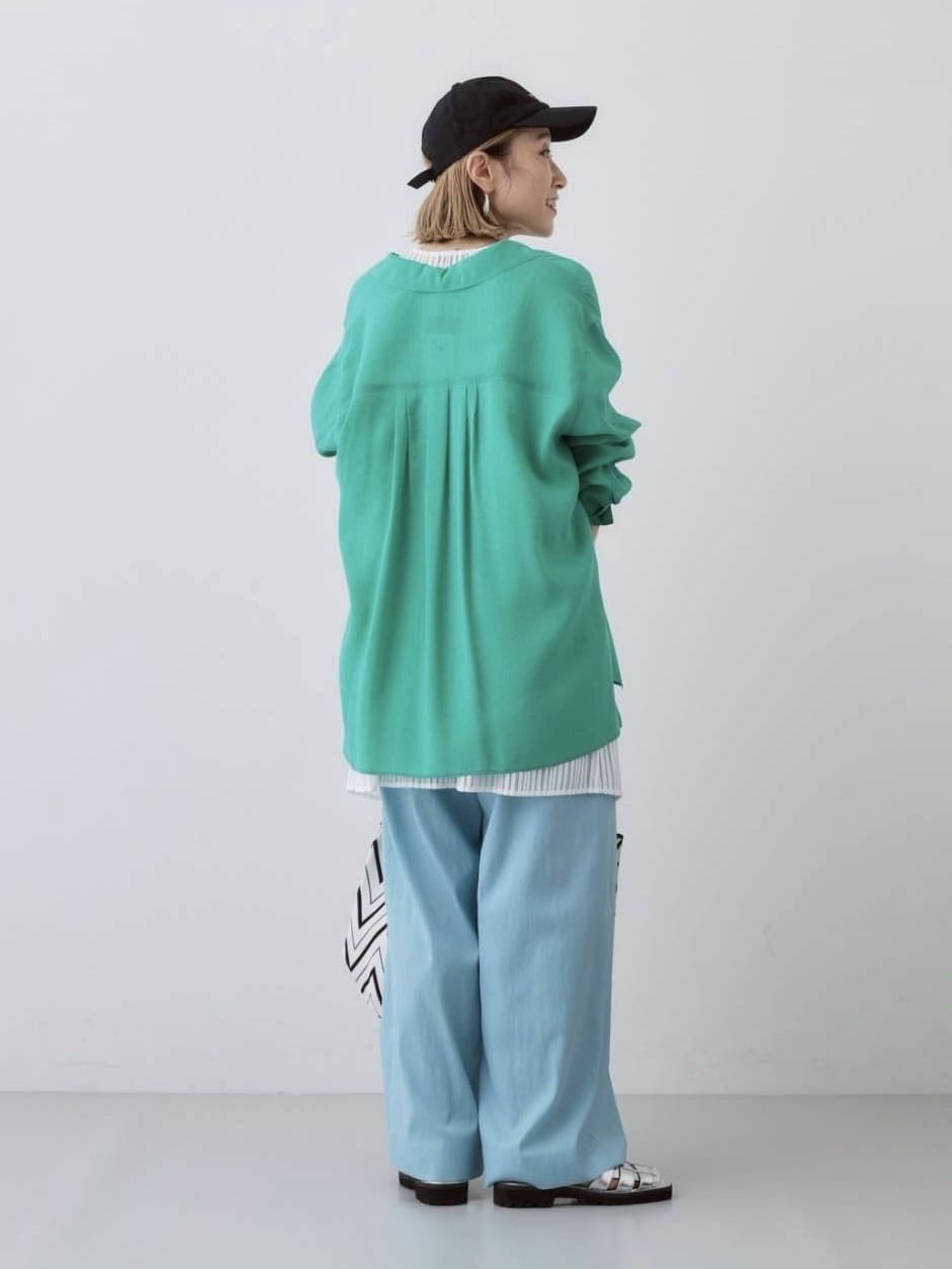 kotakiさんの「INDIVI｜【体型カバー／清涼感】シアーオーバーシャツ」を使ったコーディネート
