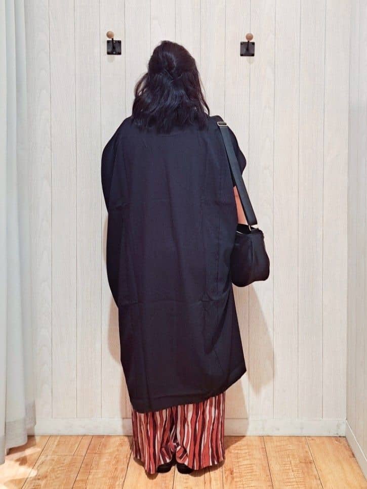 kotomiさんの「SHOO･LA･RUE｜【S-LL】楽にサマ見え コクーンシルエットの涼やかワンピース」を使ったコーディネート