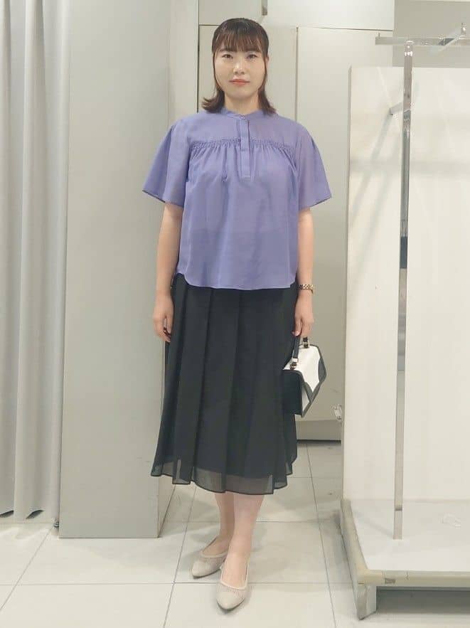 AZUSAさんの「Reflect｜【選べる5色◎／マシンウォッシュ可】シャーリングデザインブラウス」を使ったコーディネート