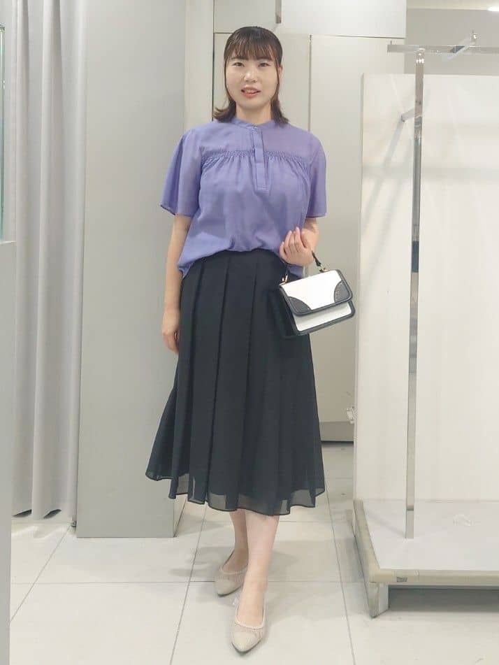 AZUSAさんの「Reflect｜【選べる5色◎／マシンウォッシュ可】シャーリングデザインブラウス」を使ったコーディネート