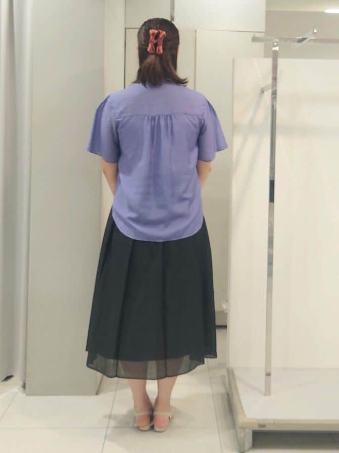 AZUSAさんの「Reflect｜【選べる5色◎／マシンウォッシュ可】シャーリングデザインブラウス」を使ったコーディネート