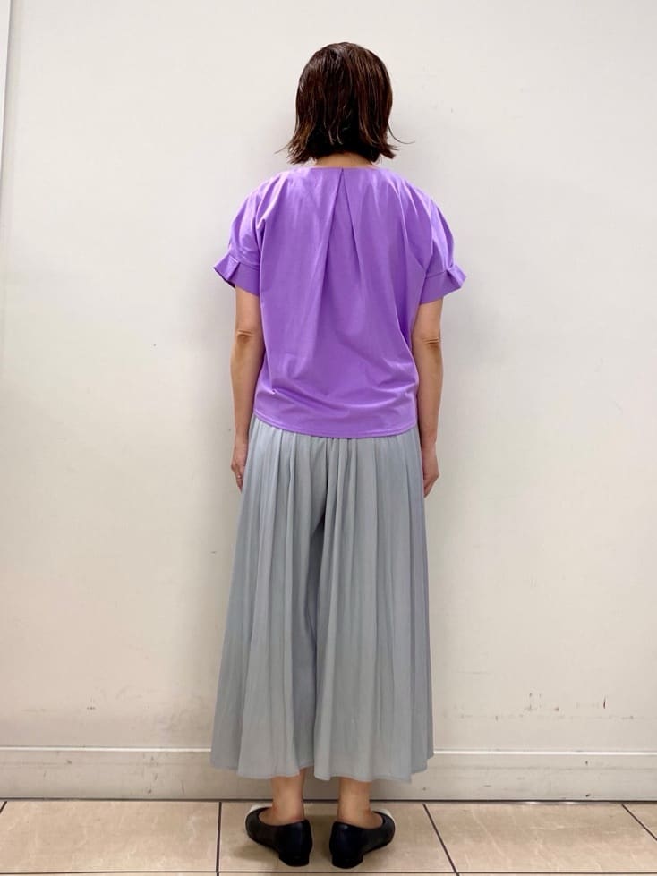 ksmさんの「Reflect｜Vネックジャージカットソー」を使ったコーディネート